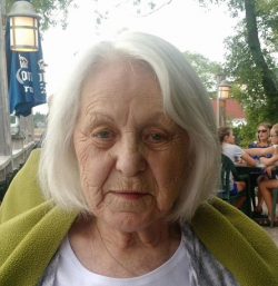 Elaine Terrier